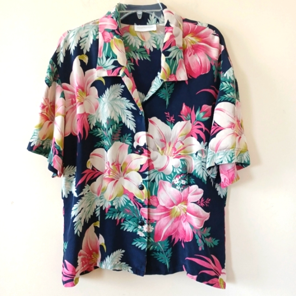 Dana Buchman Sz 16 Matte Silk Tropical Floral Short Sleeve Button Down Vacation